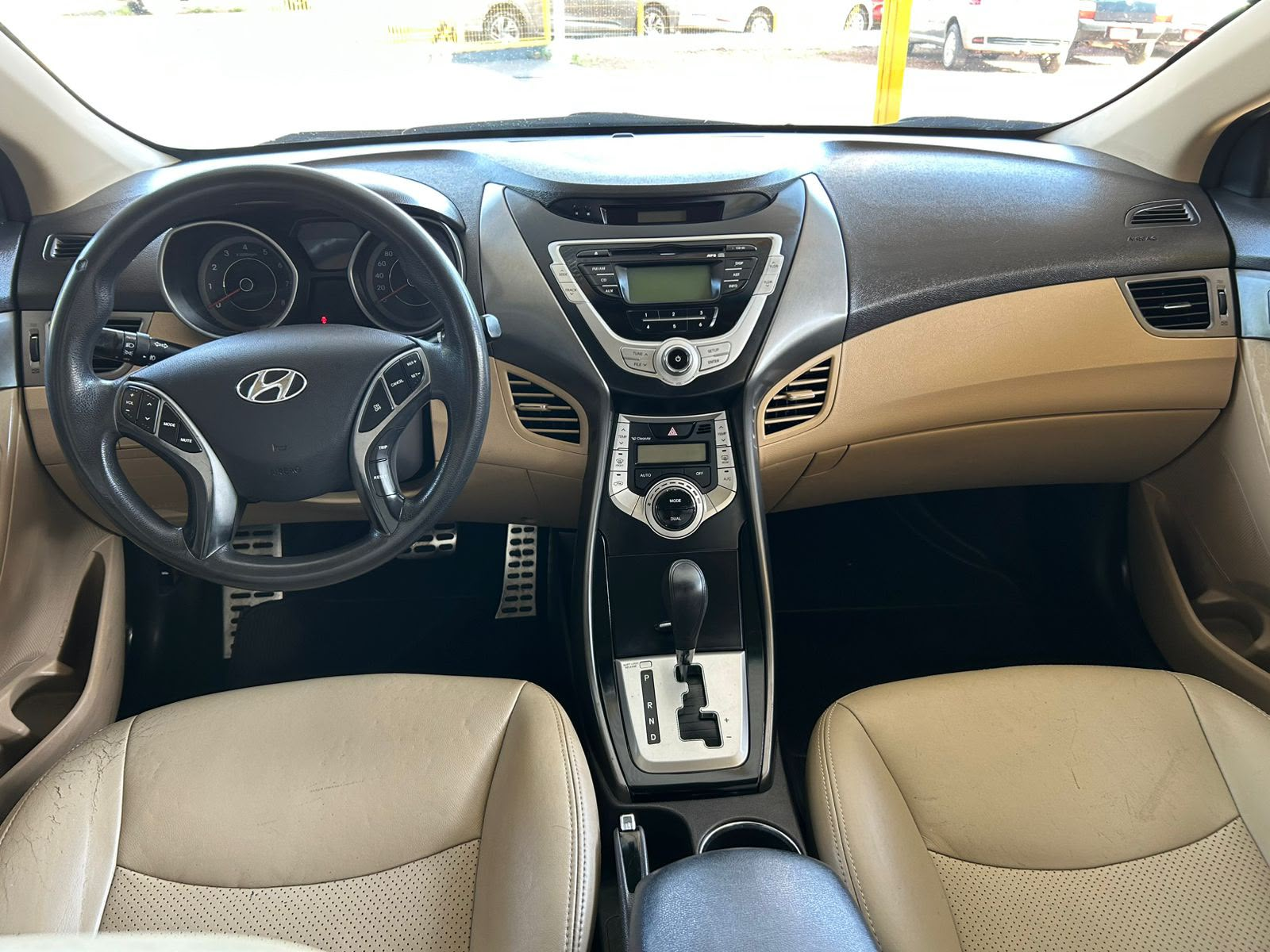 Hyundai Elantra GLS — foto 3