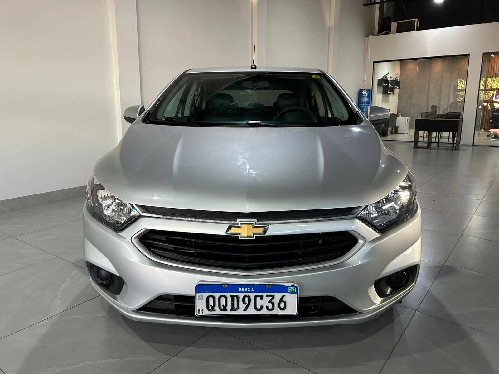 Chevrolet Onix LT — foto 2
