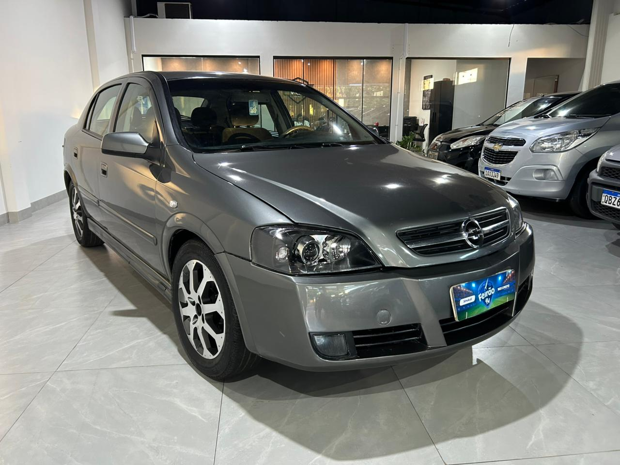 Chevrolet Astra — foto 1